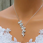 Flora – Halskette Blume Silber im Vintage-Look