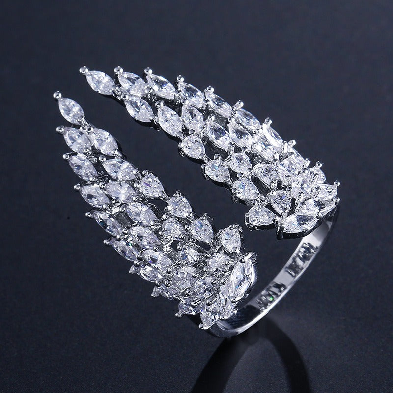 Isaline – Ring mit Engelsflügeln aus Silber