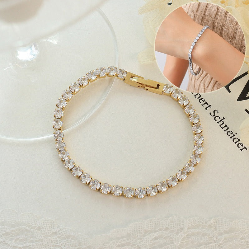 Zirea – Armbandkette mit funkelnden Details