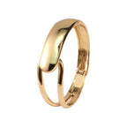 Alyssa – Stilvoller Goldner Armreif