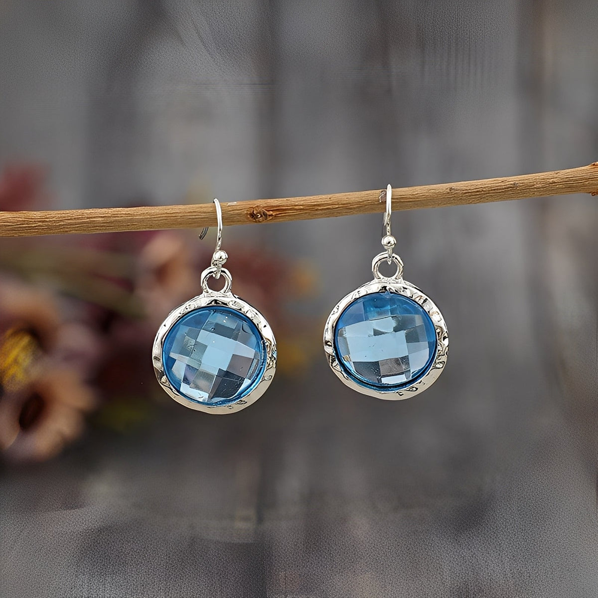 Azura – Blaue Ohrringe im Vintage-Stil