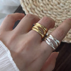 Riley – Geometrischer Ring für Romantische Liebe