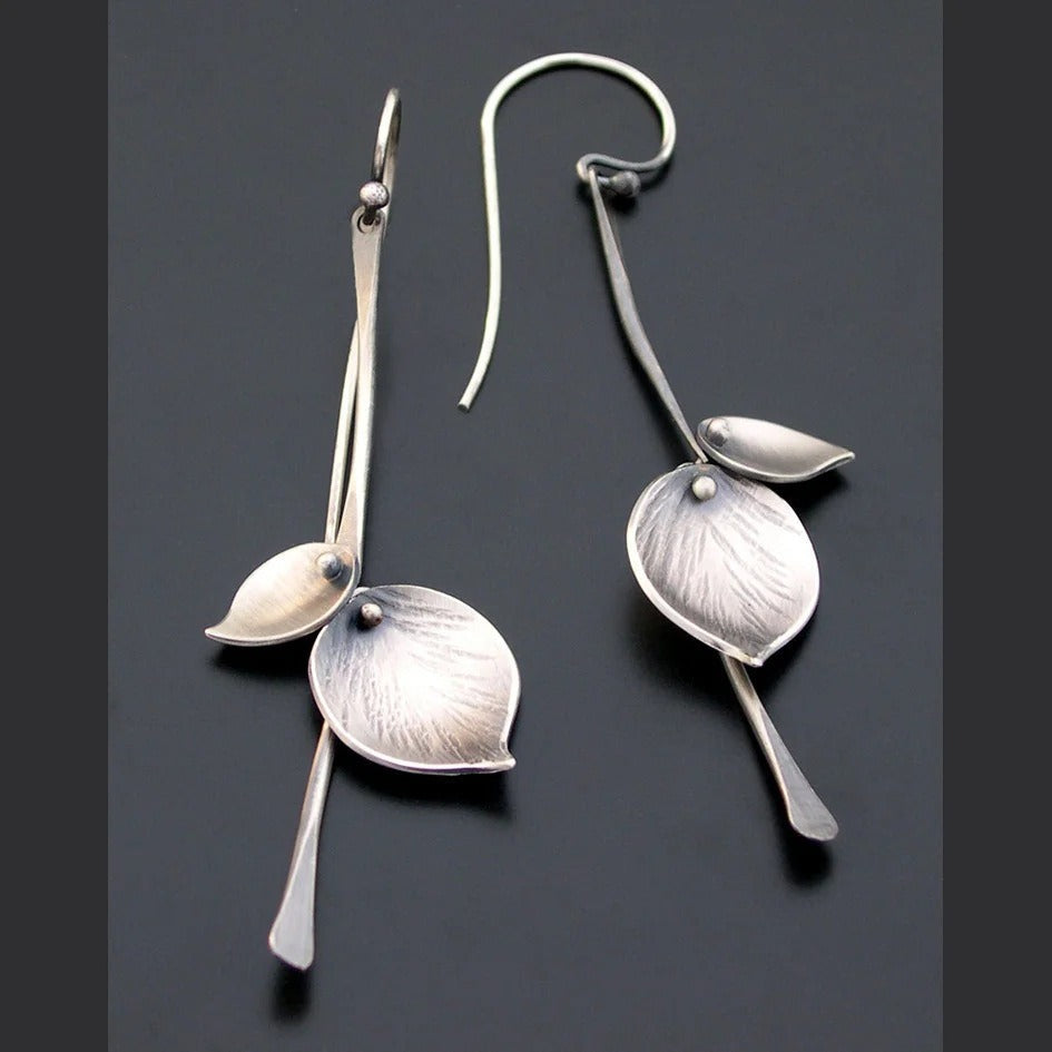 Alira – Vintage-Blatt-Ohrringe in Silber
