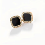 Catherine – Ohrringe mit Onyx und ewigen Diamanten