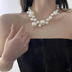 Lucie – Elegante Luxushalskette mit großen und kleinen Perlen