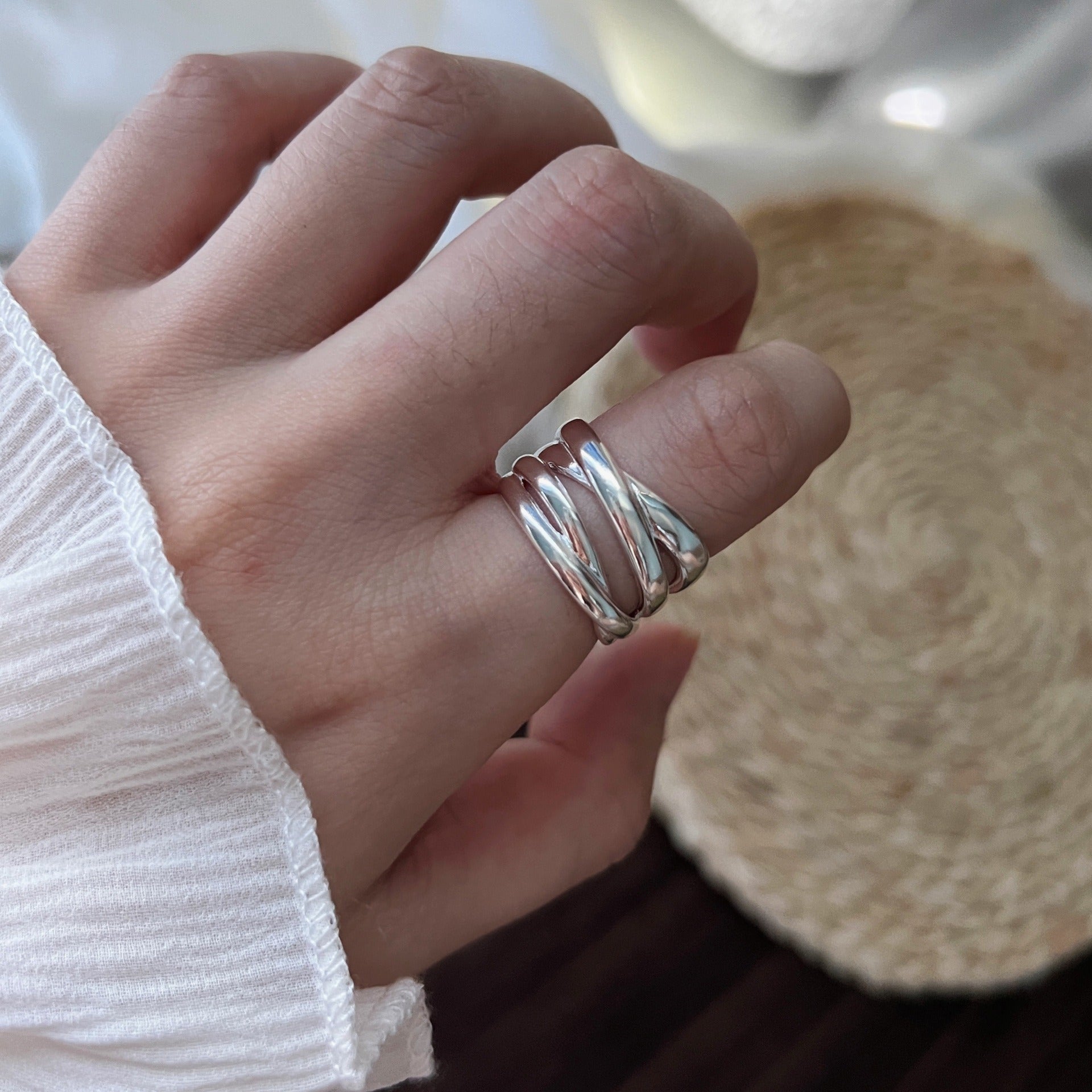 Riley – Geometrischer Ring für Romantische Liebe