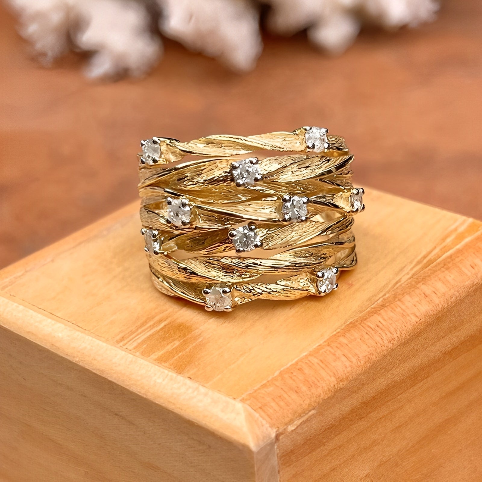 Marisse – Vintage-inspirierter Ring in Gold mit feinem Glanz