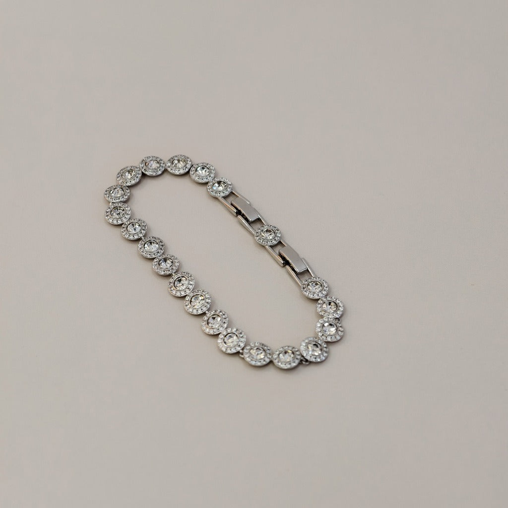 Victoria – Kette und Armband mit schimmerndem Rundknopf