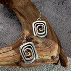 Eva – Spiral-Ohrringe im Retro-Stil in Silber