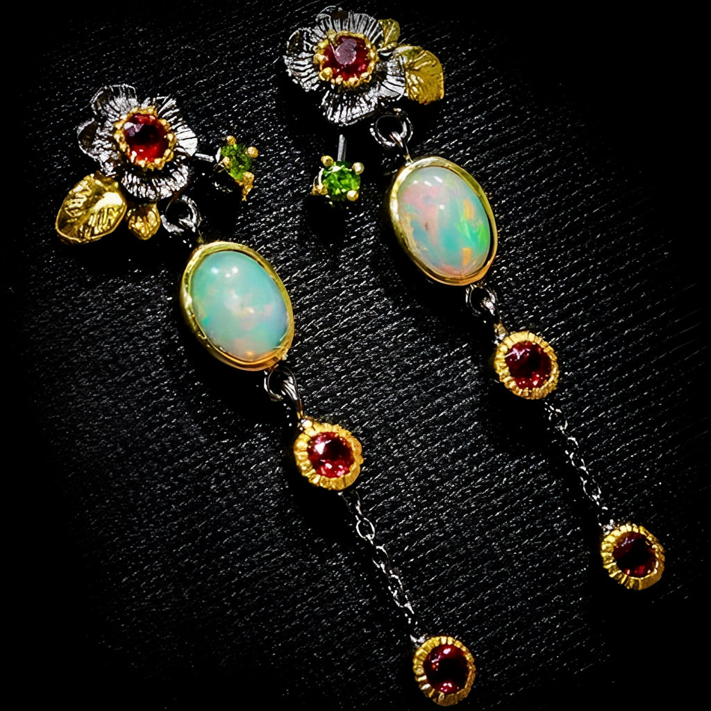 Yara – Boho-Ohrringe mit Opal und rotem Zirkonia