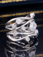 Inara – Vintage-Ring aus Silber mit Unregelmäßiger Zirkonia