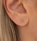 Mini Blumen Ohrstecker aus Sterling Silber