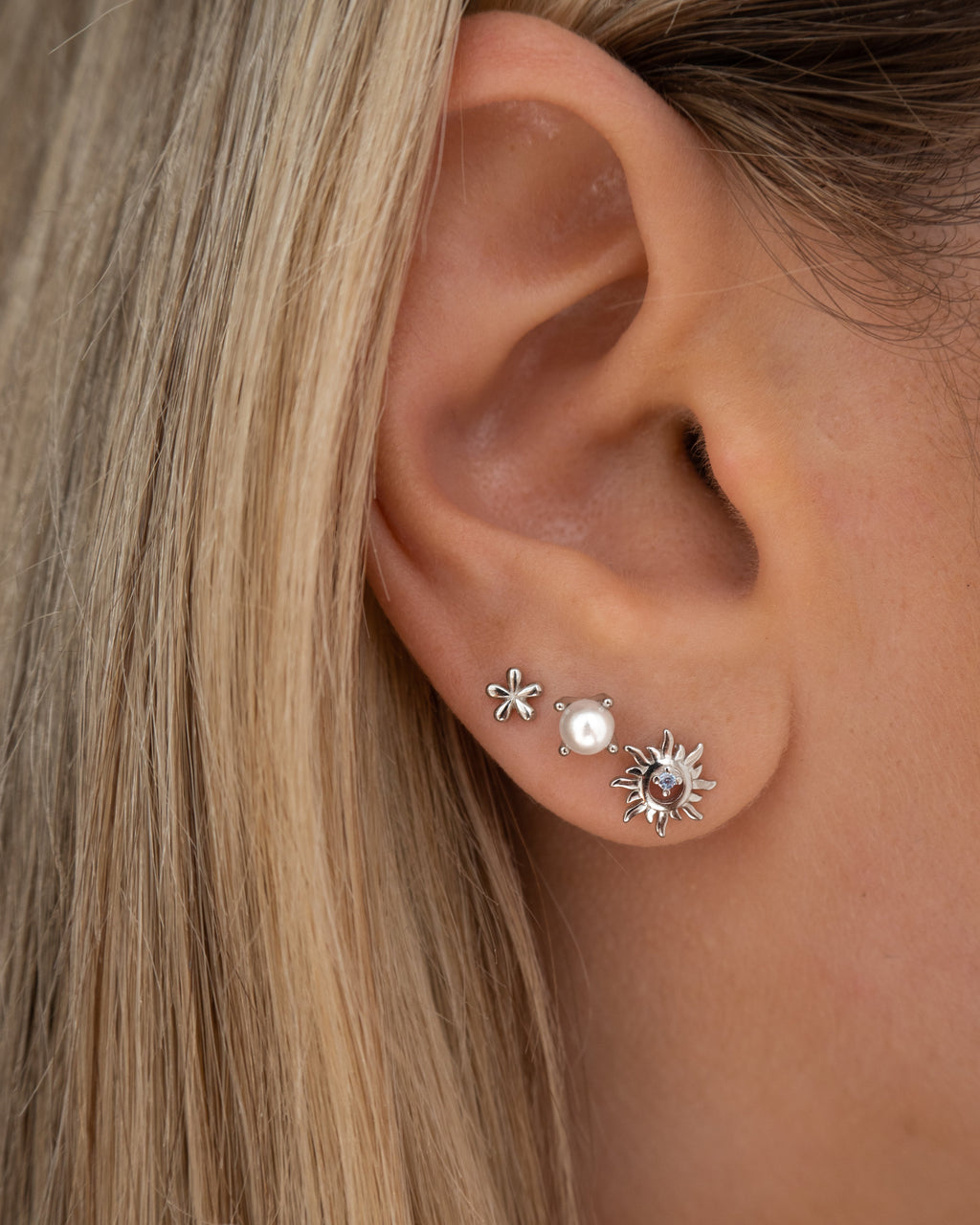 Mini Blumen Ohrstecker aus Sterling Silber