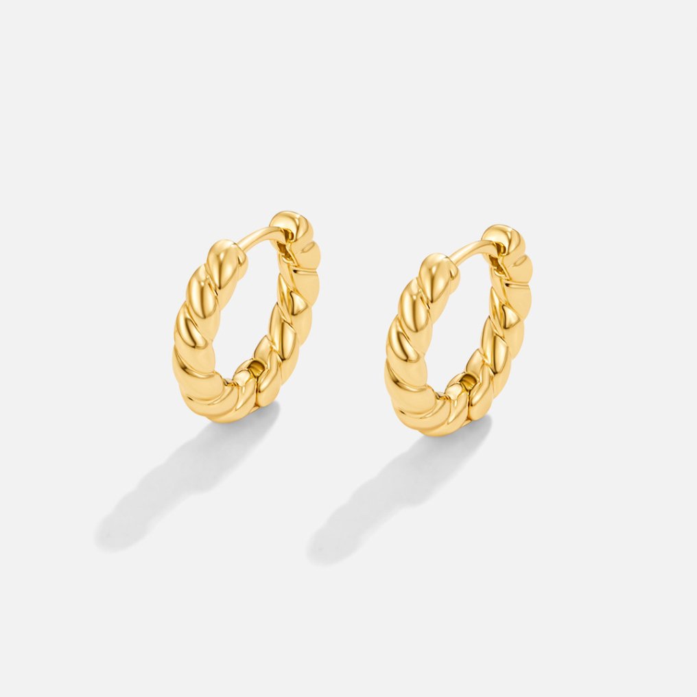 Orhyl – Goldene Gedrehte Ohrringe