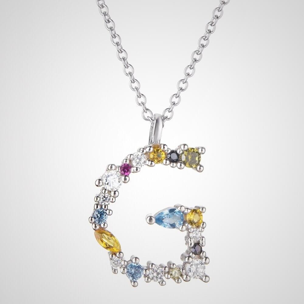 Nerina – Schmuck mit glänzender Initiale