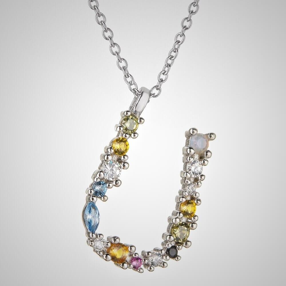 Nerina – Schmuck mit glänzender Initiale