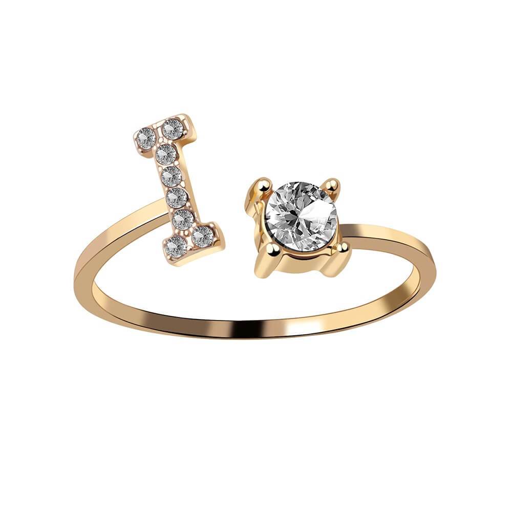 Nyla – Ring mit Initiale und Zirkonia