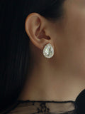 Lucy - Birnenformige Diamant Ohrstecker