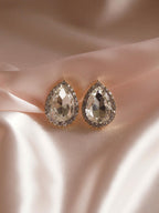Lucy - Birnenformige Diamant Ohrstecker