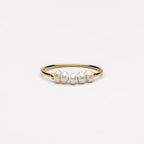 Lina – Ring mit kleinen Naturperlen