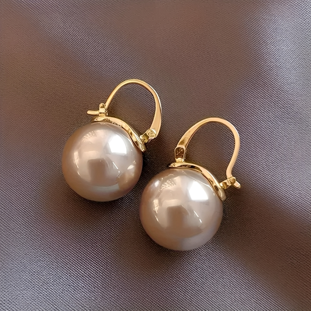 Ariane – Vorzügliche Ohrringe in Gold & Perle