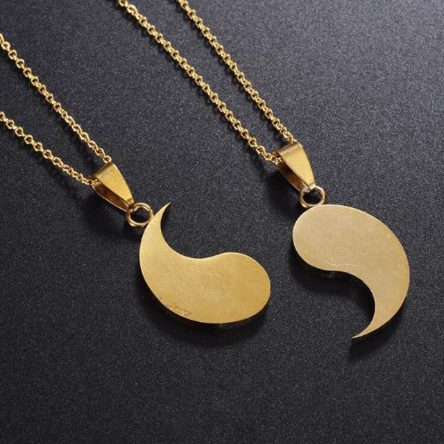 Tao – Teilbare Yin Yang Halskette für Paare oder Freunde