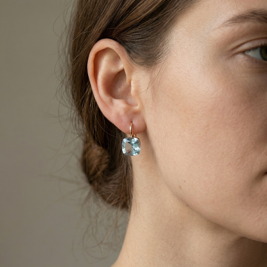 Manon – Ohrringe Zirkon Blau im Vintage-Stil