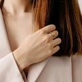 Cora – Ring Gold Minimalistisch Elegant