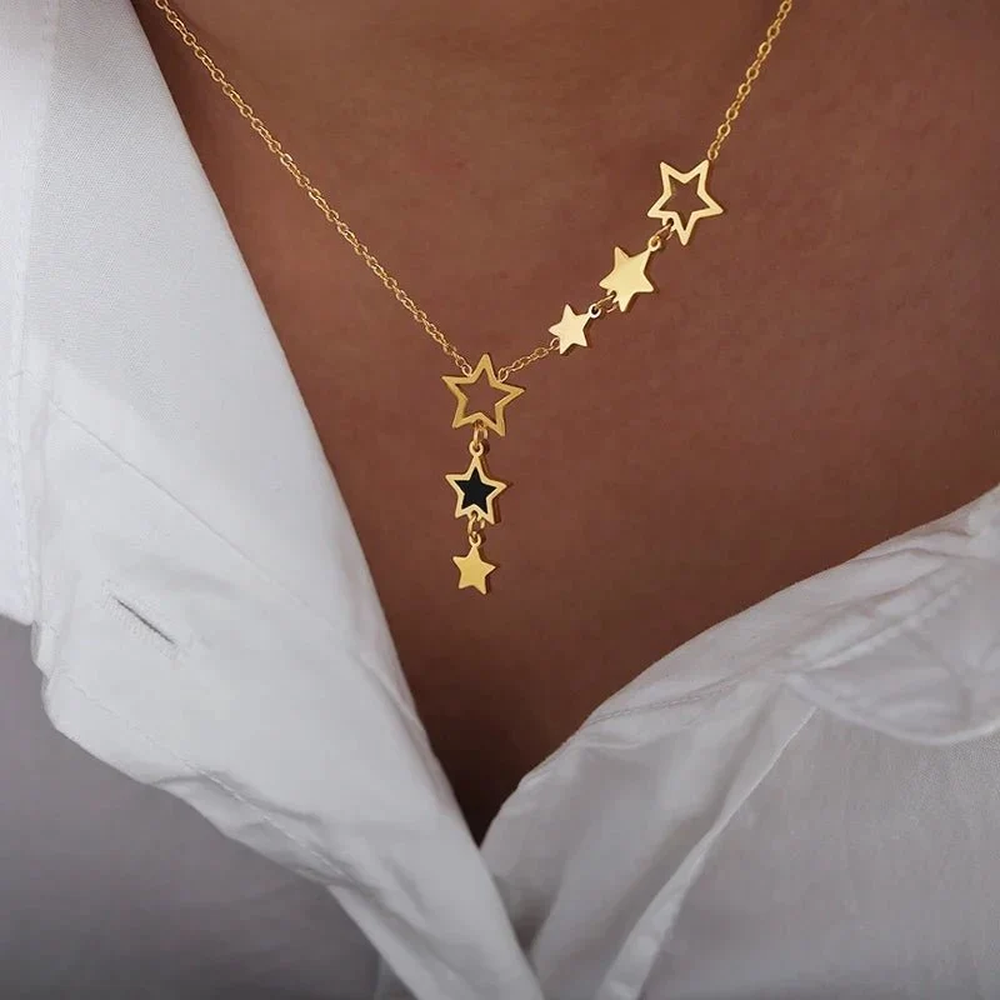 Damen Stern-Halskette mit verschiedenen Anhängern und asymmetrischem Sterndesign