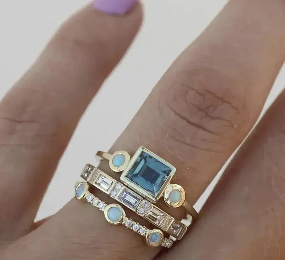 Lina – Vintage-Ring mit blauem Edelstein
